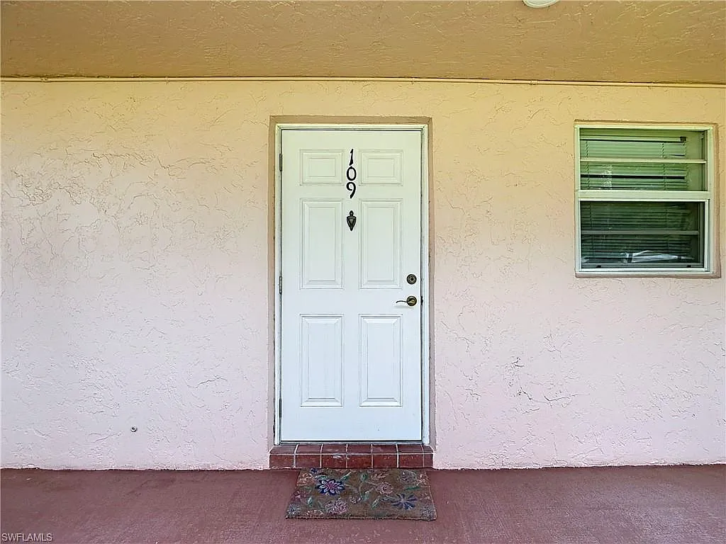 2 bed, 2.0 bath, 842 sqft, $1,695 — Photo 3