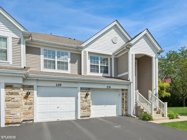229 Concord Ln #229, Carol Stream, IL 60188