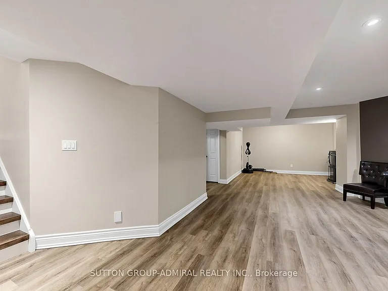 78 Alameda Cir — Photo 19