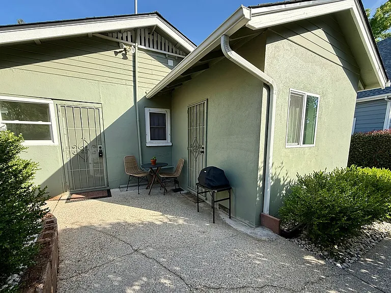 Foresthill Ave — Photo 14