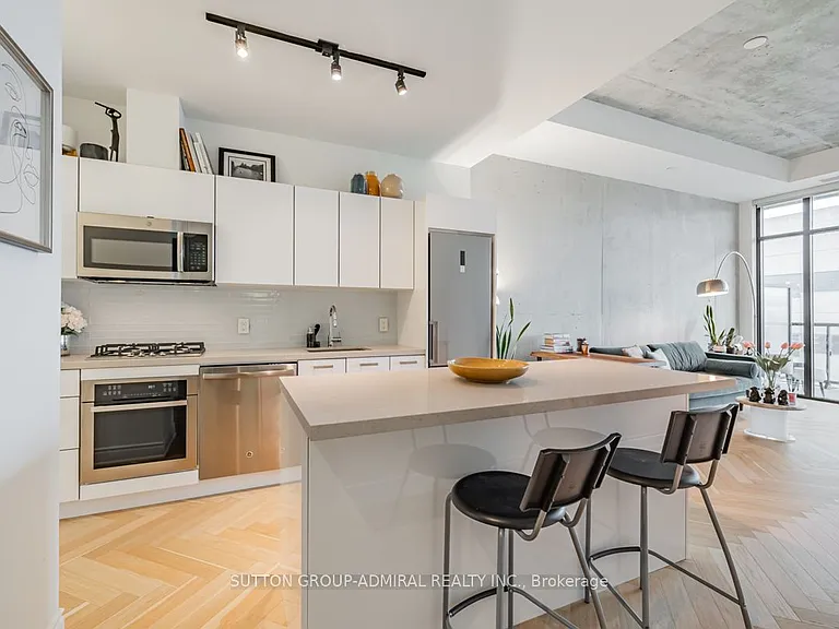608 Richmond St W #1304 — Photo 12