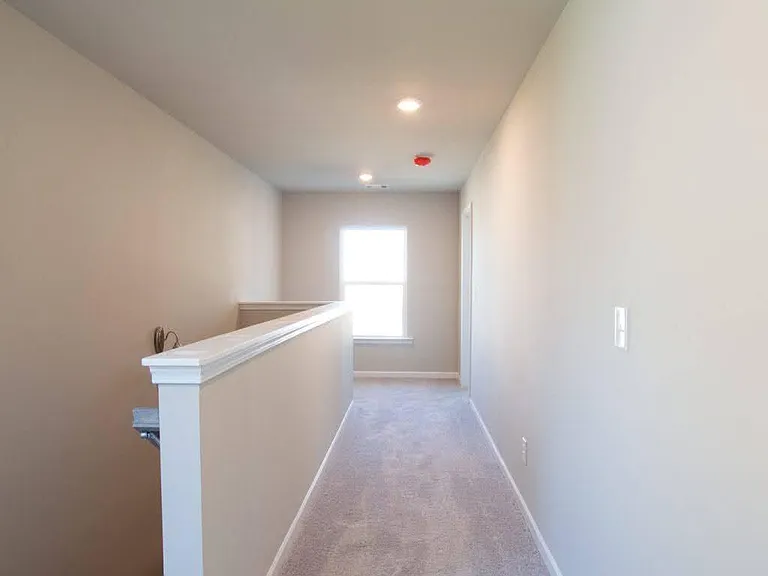 128 Briarwood Dr — Photo 10