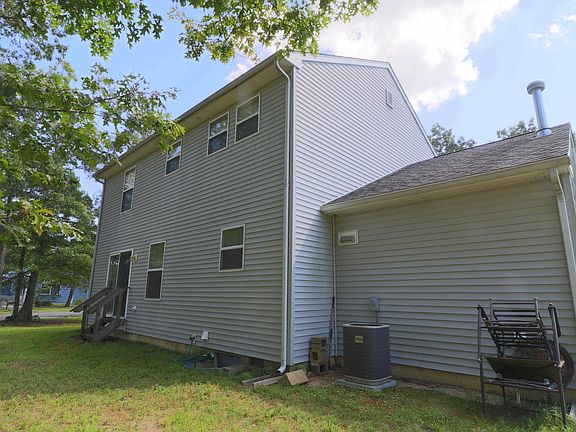 5th image of 17 Southwind Dr