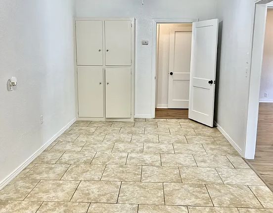 4th image of 545 Winters St