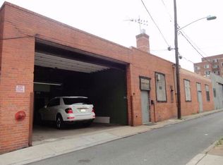 513 Schley Pl, West New York, NJ 07093