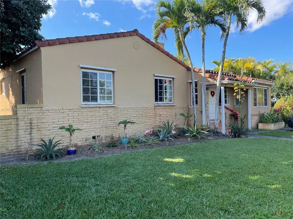 5854 SW 30th St, Miami, FL 33155