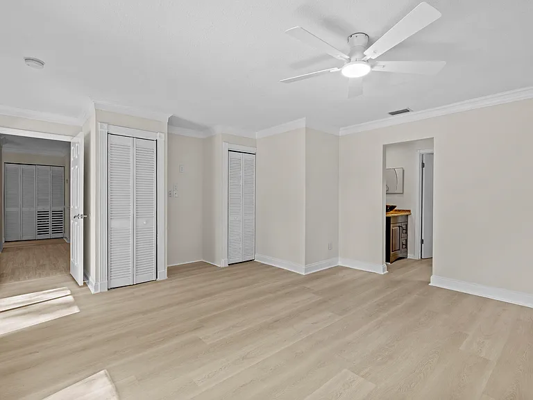 74 Sanchez Dr E — Photo 16