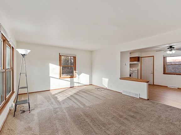 3rd image of 11706 W Diane Dr