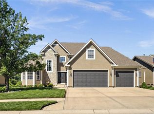 508 Briar Ln, Kearney, MO 64060