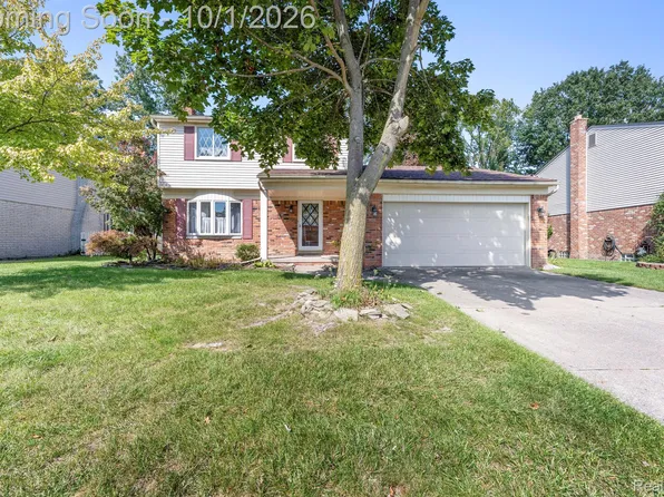 20444 Leonard Ave, Brownstown, MI 48183