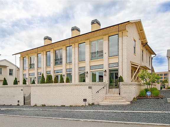 2nd image of 220 Rolison Way