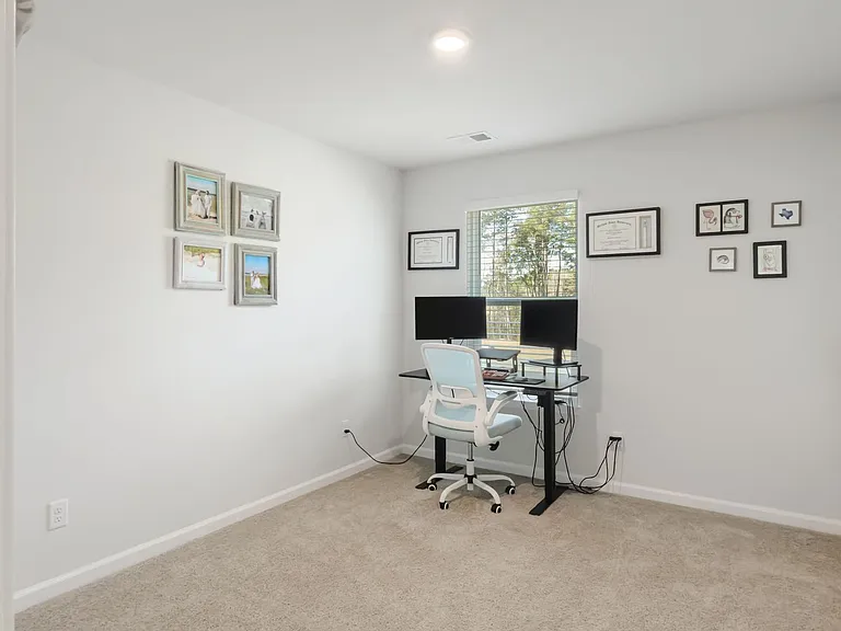 298 Watersglen Dr — Photo 20