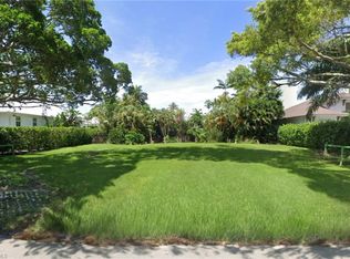 531 Spring Line Dr, Naples, FL 34102