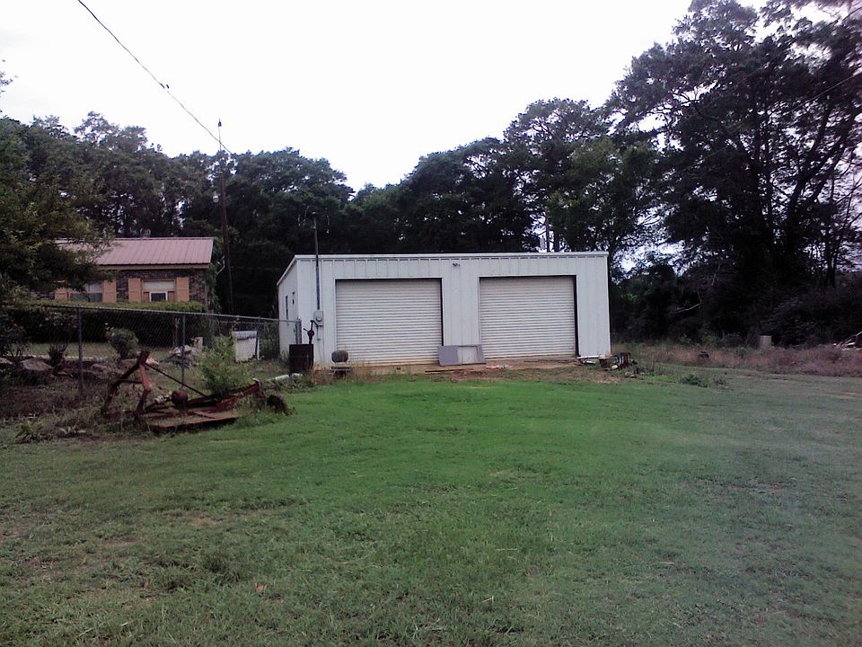 2nd image of 1523 District Line Rd