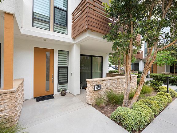 Front door & 1st floor patio