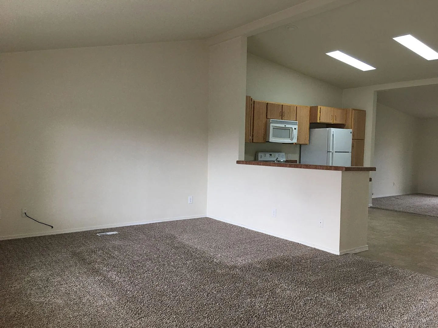 West Eugene Village - 5293 Bridgewater — Photo 3