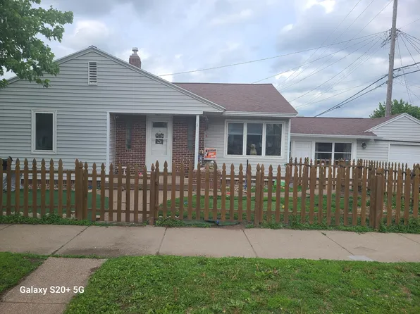 760 E 10th St, Winona, MN 55987