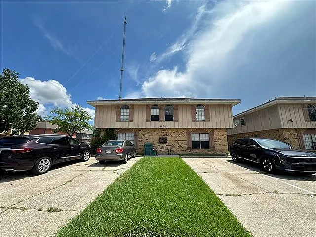1656 Alexander Ct #D