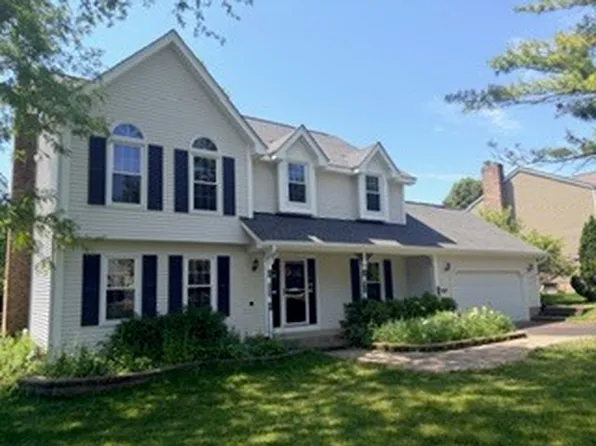 1335 Gaslight Dr, Algonquin, IL 60102