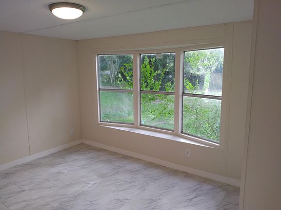 4th image of 11470 SE 44th Ave
