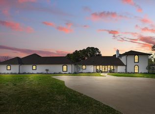 203 W Shady Shores Rd, Shady Shores, TX 76208