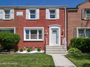9653 S Euclid Ave, Chicago, IL 60617