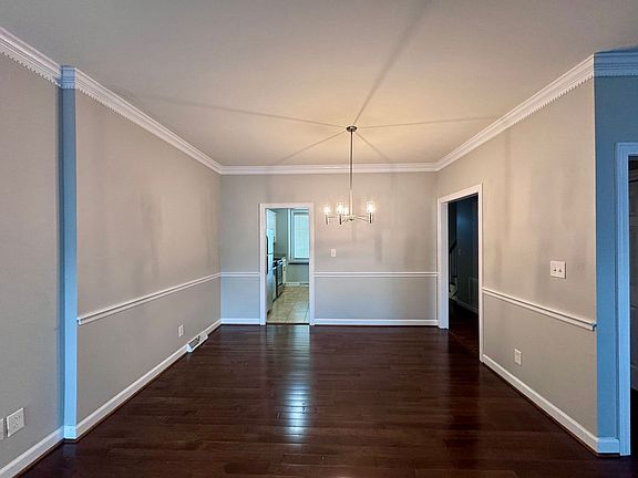 4th image of 311-2 E 19th St SW #89A30827D