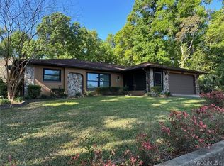 2534 W Fairway Loop, Citrus Springs, FL 34434