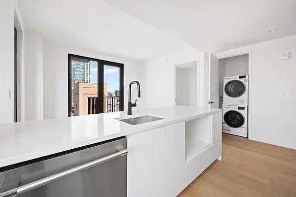 Rented by Living New York | media 70