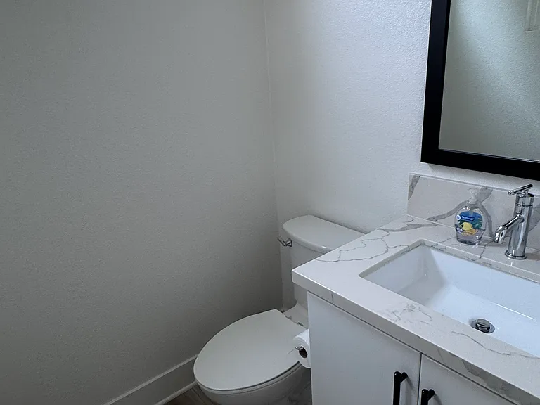 10602 Hud Ct — Photo 4