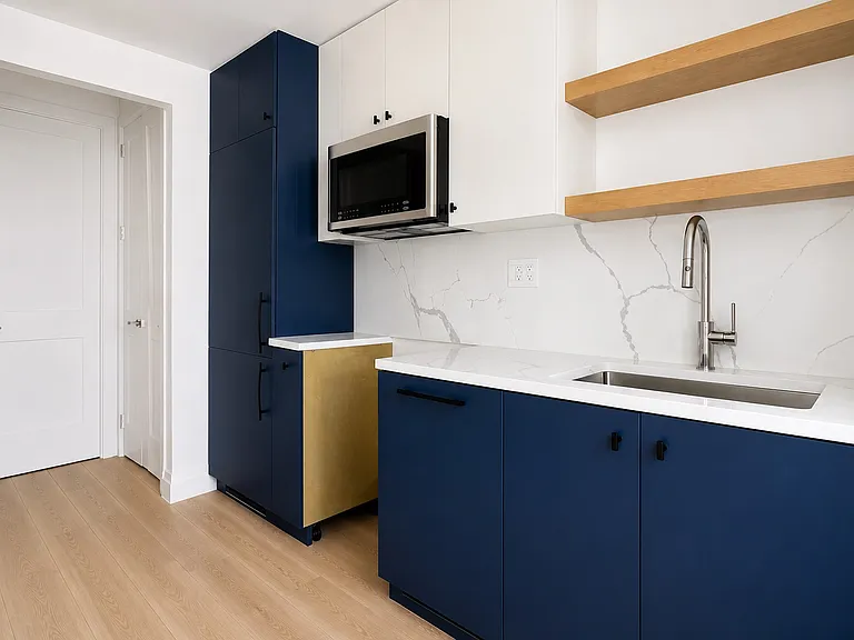 371 Broome St #18 — Photo 8
