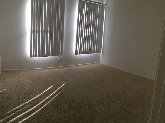 5th image of 18004 Annes Cir Unit 201