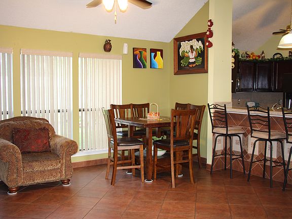 5th image of 3012 Lakeview East Dr