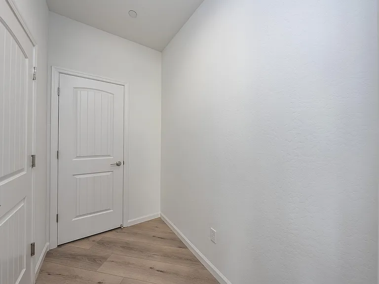 2563 Chianti Way — Photo 27