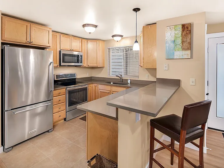 5424 Delridge Way SW #D — Photo 2