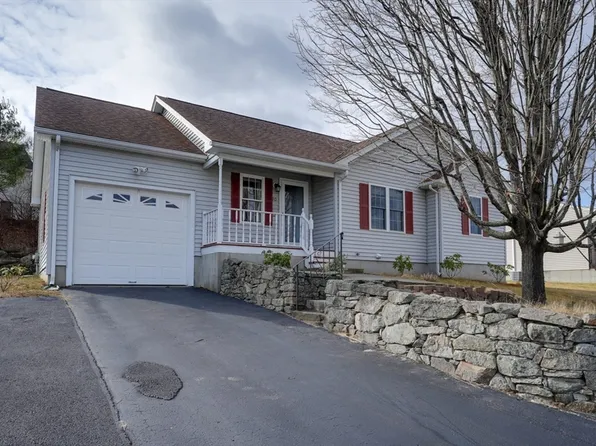 30 Deacon St #30, Northborough, MA 01532