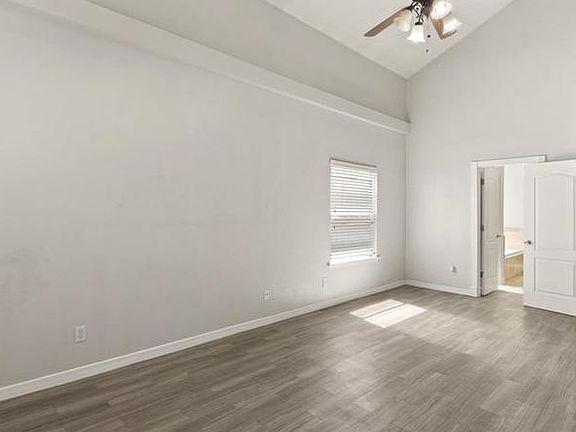 5th image of 12628 Sun Haven Dr