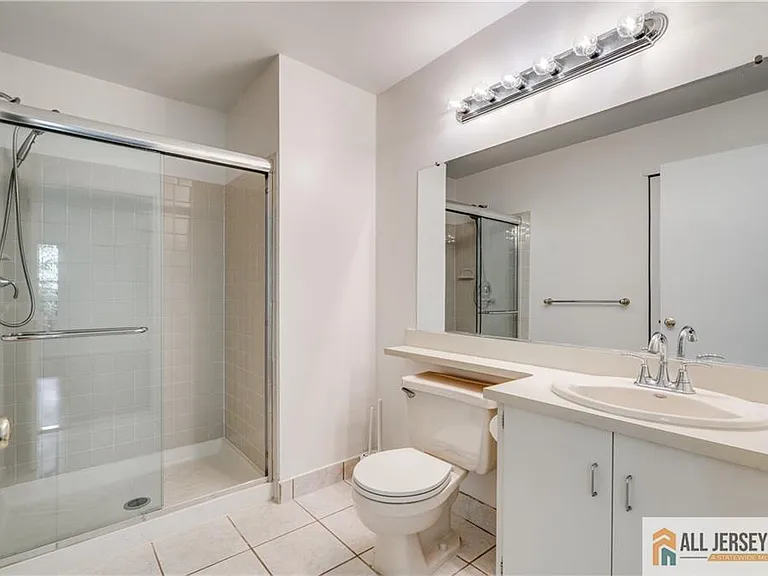 35 Brighton Way — Photo 9