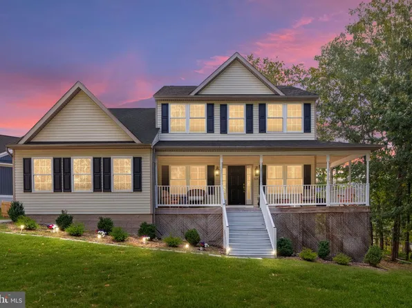 514 Sleigh Dr, Cross Junction, VA 22625