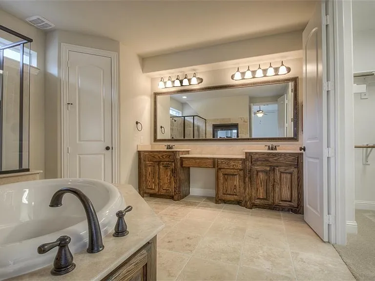 3537 Acropolis Way — Photo 16