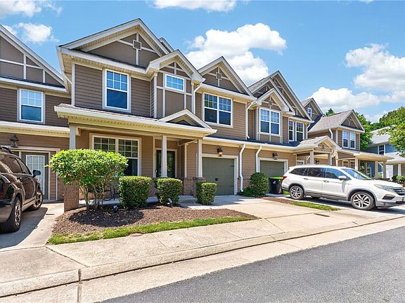 3rd image of 274 Craftsman Cir