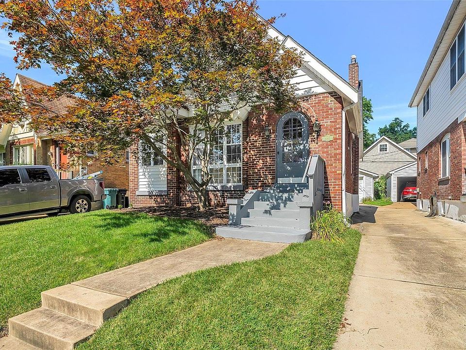 1st image of 445 Longfellow Ave