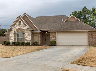 3421 W Bayham Pl, Fayetteville, AR 72704
