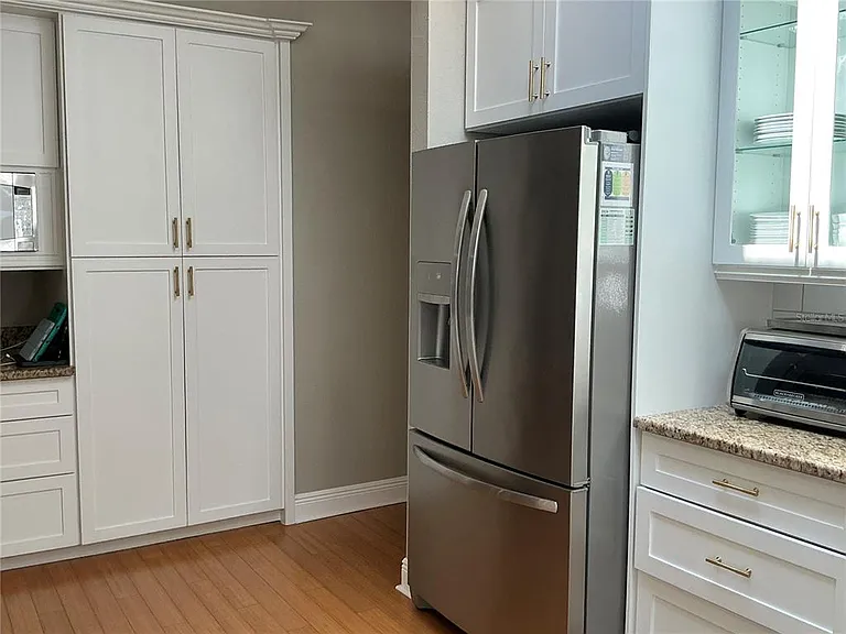 370 Foster Ln — Photo 10