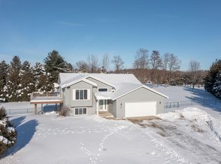 960 Lone Oak Ln SW, Oronoco, MN 55960