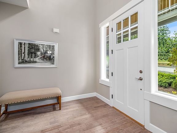 3rd image of 9164 Burlingame Ct NE