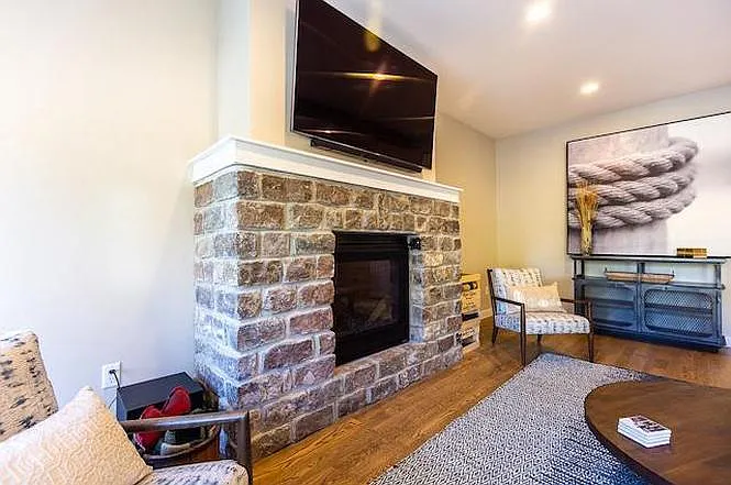 5200 Lake Mendota Dr — Photo 31