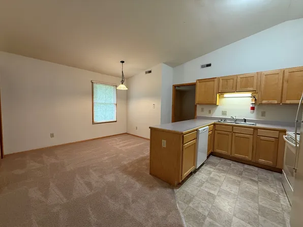 906 E Hillside Dr, Bloomington, IN 47401