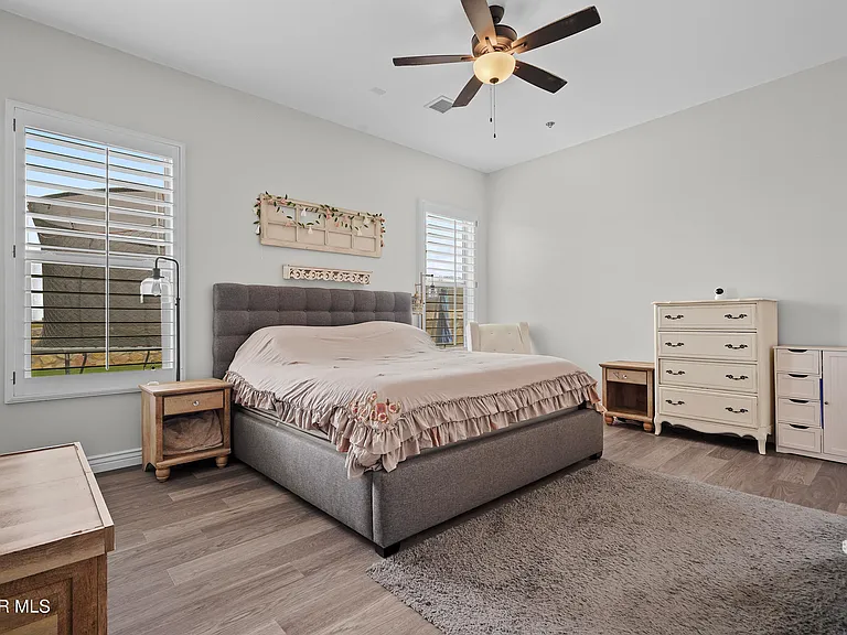 13401 Carterton Ave — Photo 25