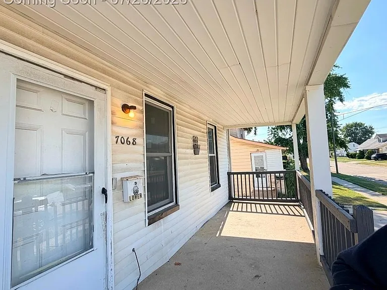 7068 Ford Ave — Photo 2